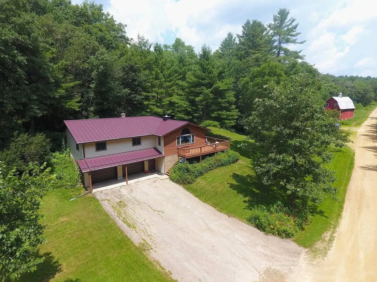 5.4 ac. 14946 Gerber Lane, Cazenovia, WI 53924 - #1