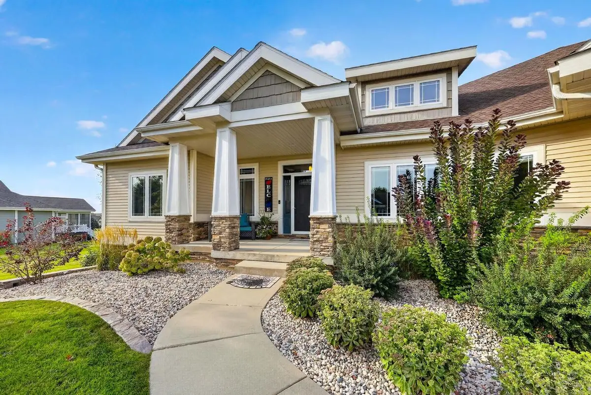 3122 Saddle Brooke Trail, Sun Prairie, WI 53590 - #1