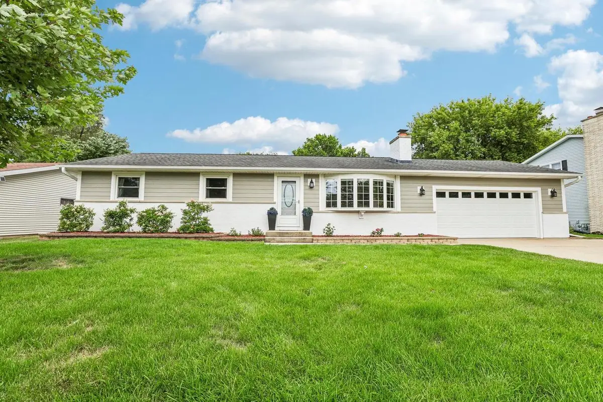 806 South Street, Waunakee, WI 53597 - #1