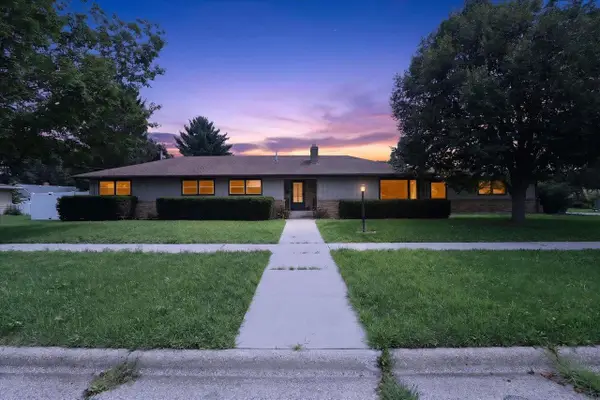 1230 N Harmony Drive, Janesville, WI 53545