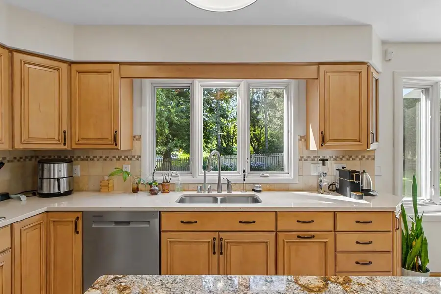 6501 Gettysburg Drive, Madison, WI 53705 - #2