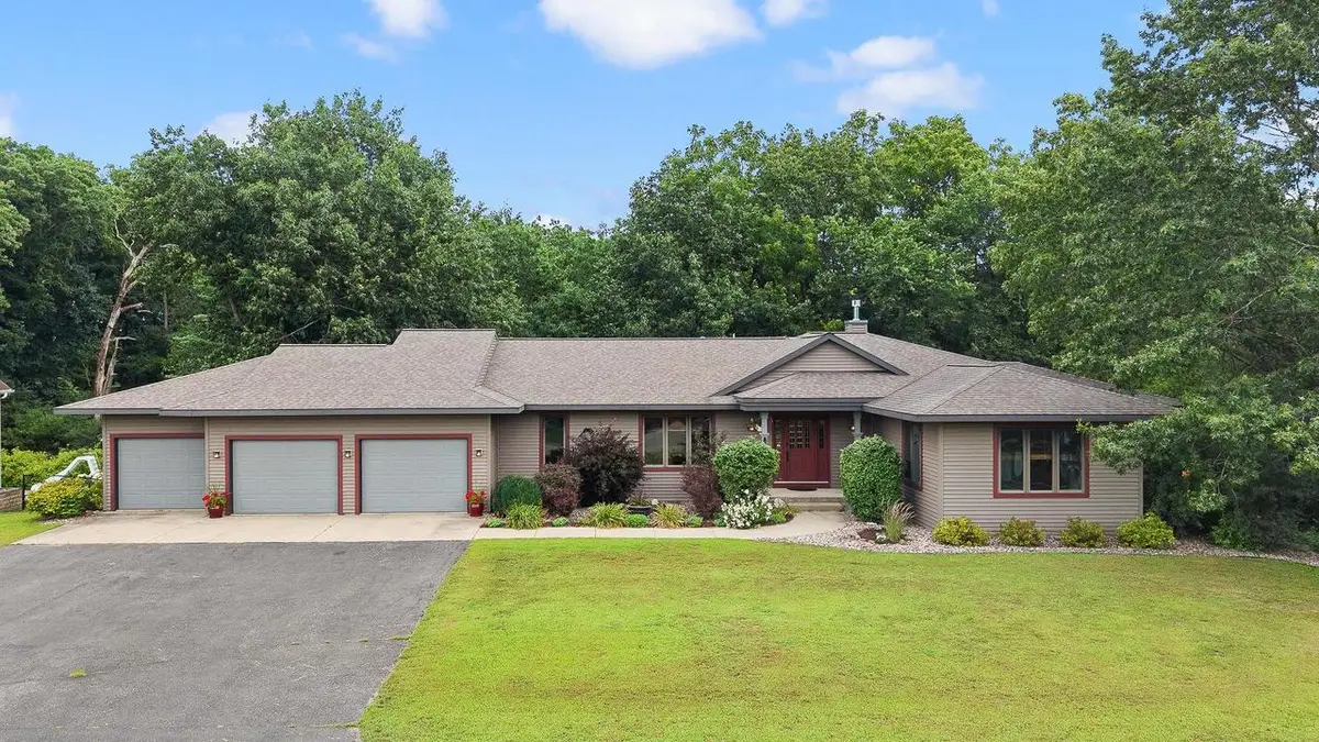 2903 Wood Thrush Circle, Portage, WI 53901 - #1