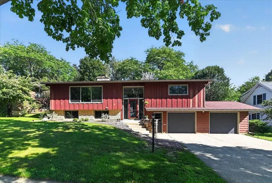 6506 Gettysburg Drive, Madison, WI 53705 - #2
