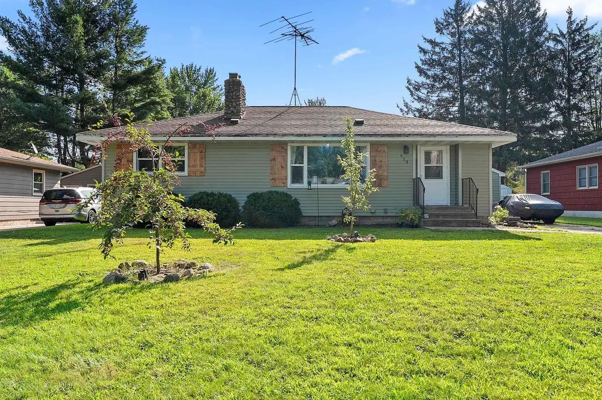 920 S Andrews Street, Shawano, WI 54166 - #1