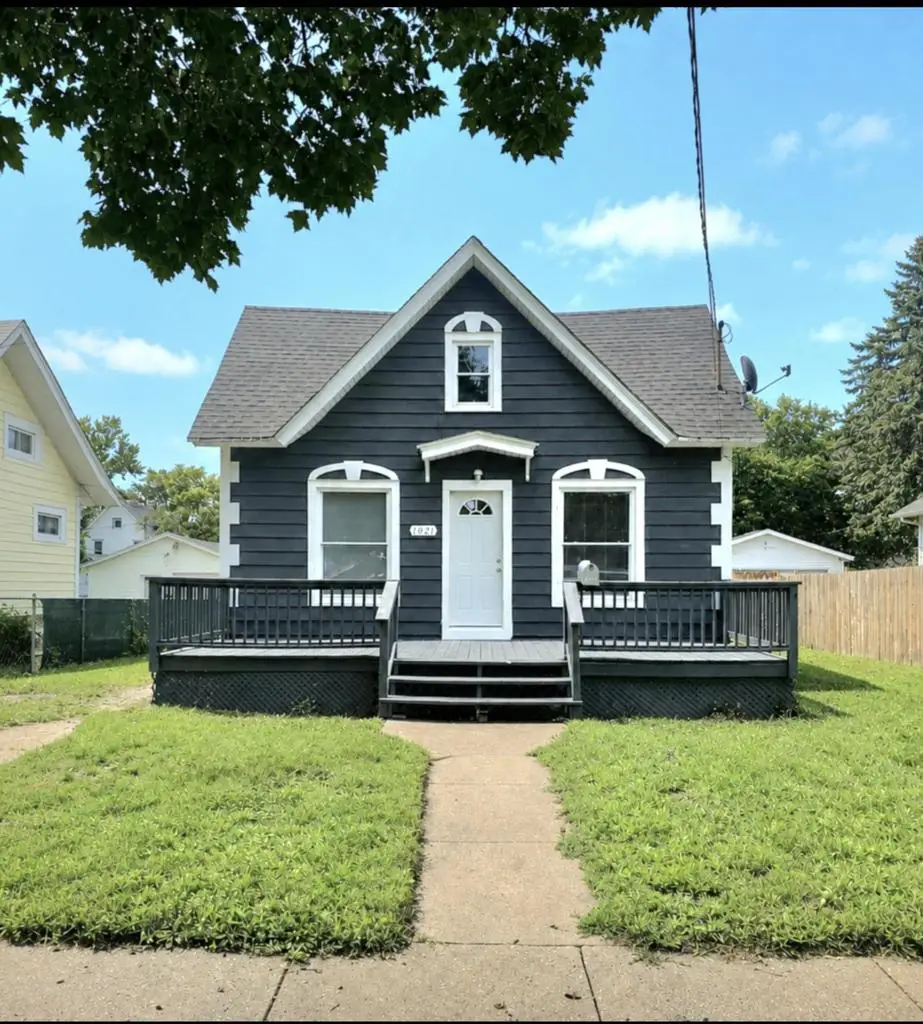 1021 8th Street, Beloit, WI 53511 - #1