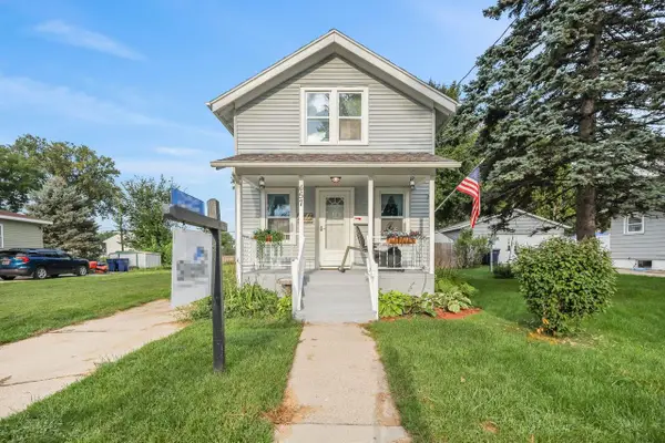 457 N Walnut Street, Janesville, WI 53548