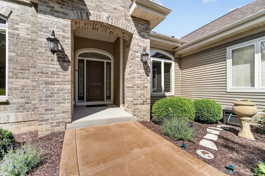100 Autumnwood Circle, Mount Horeb, WI 53572 - #2