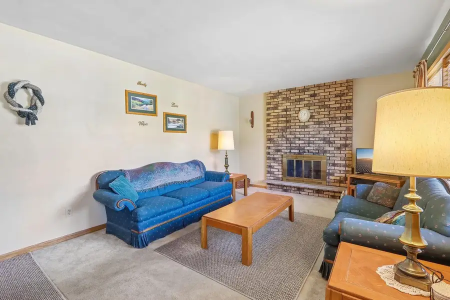 307 Meadowlark Circle, Deerfield, WI 53531 - #3