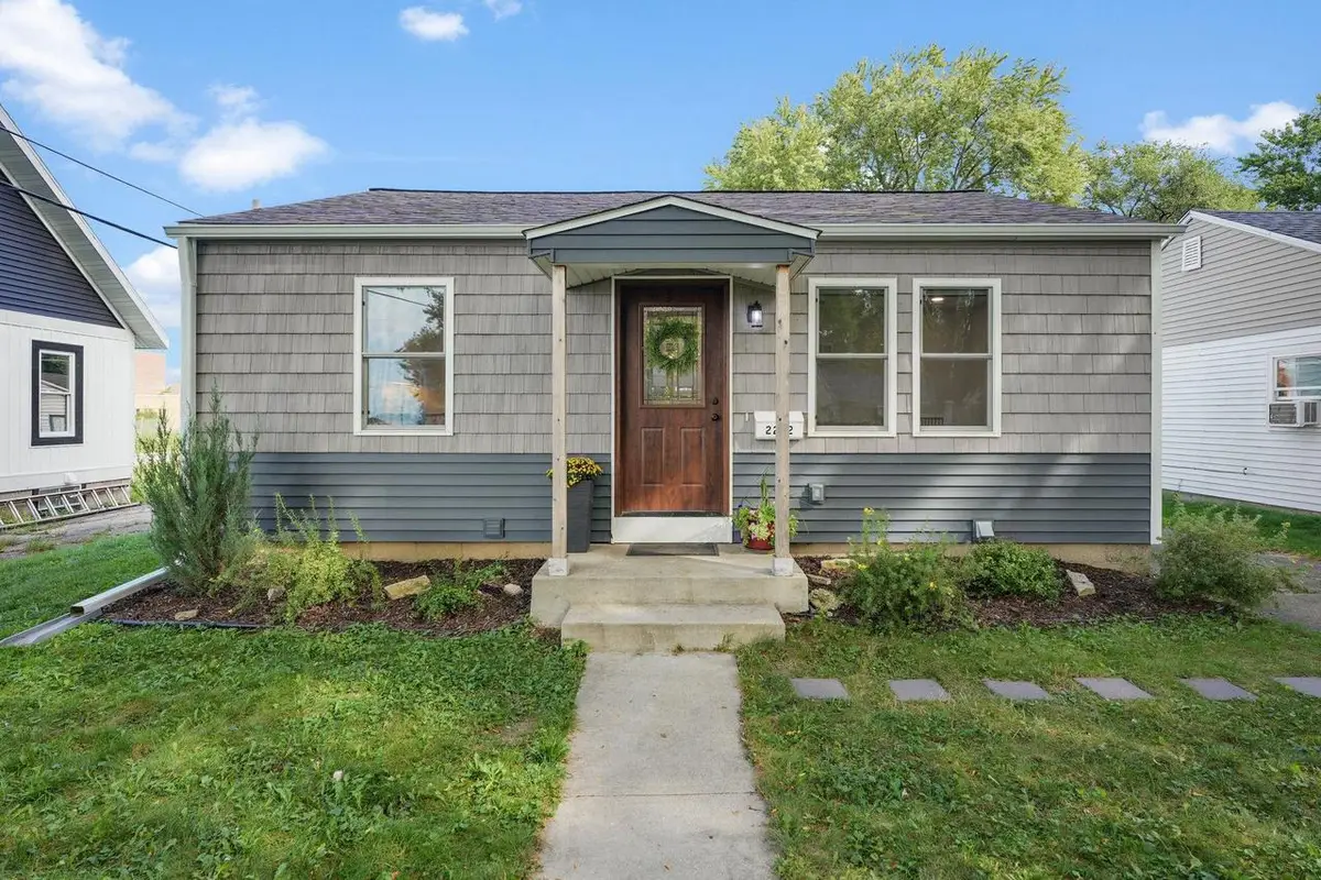 2252 Coolidge Street, Madison, WI 53704 - #1