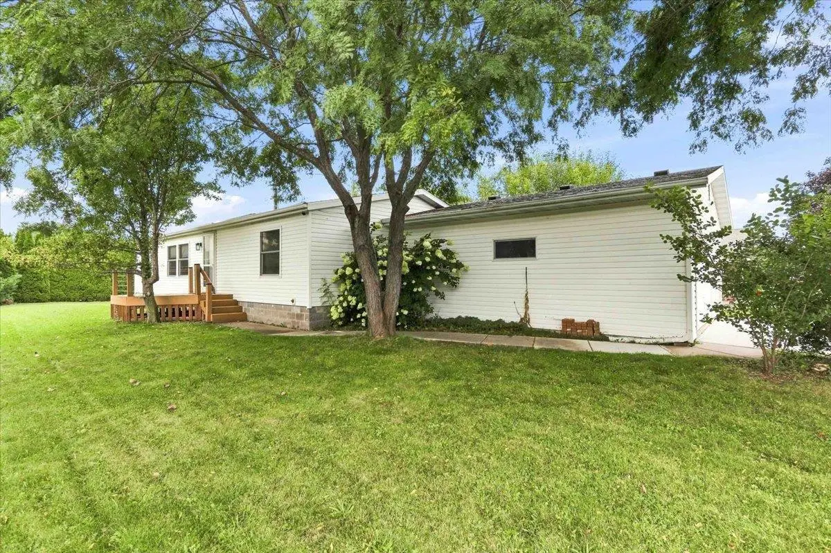 430 Red Spruce Avenue, Baraboo, WI 53913 - #1