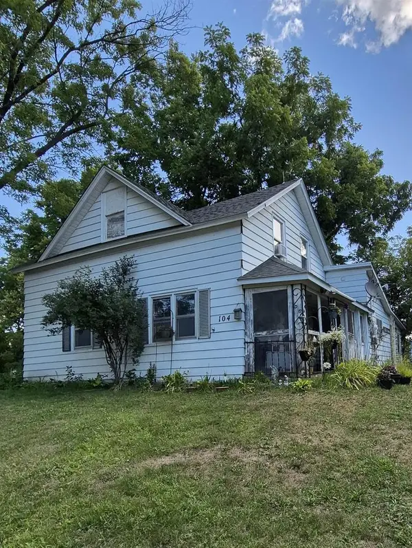 104 S Washington Street, Melrose, WI 54642