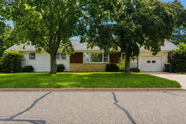 50 6th Street, Prairie Du Sac, WI 53578
