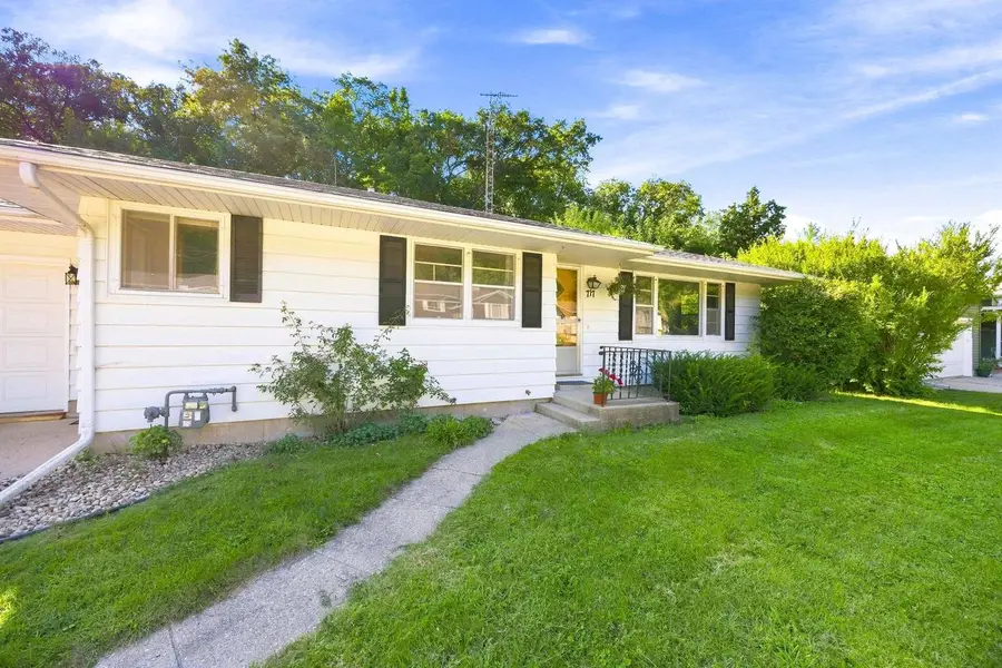 717 Cloute Street, Fort Atkinson, WI 53538 - #3
