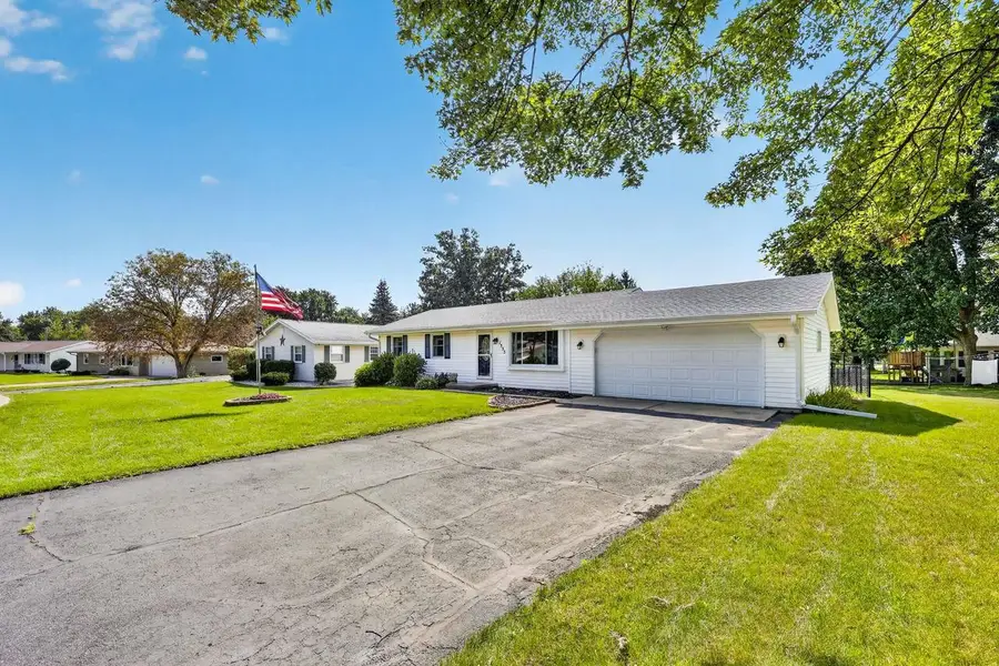 1335 Johnson Street, Stoughton, WI 53589 - #2
