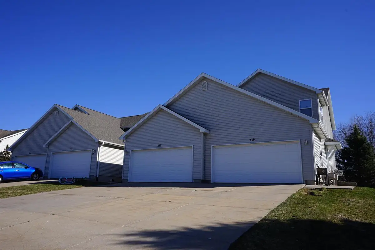 231-239 Talon Place, Sun Prairie, WI 53590 - #1
