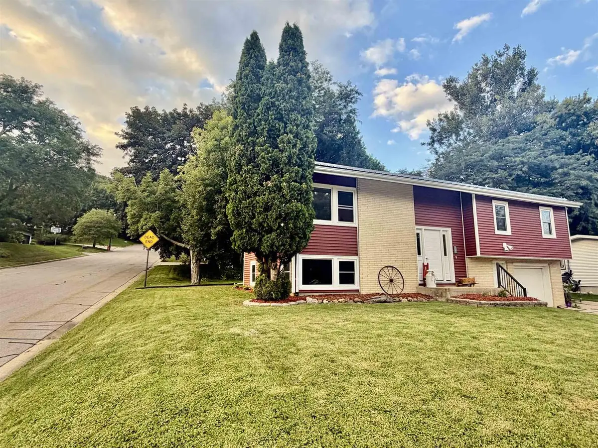 790 Parkview Drive, Richland Center, WI 53581 - #1