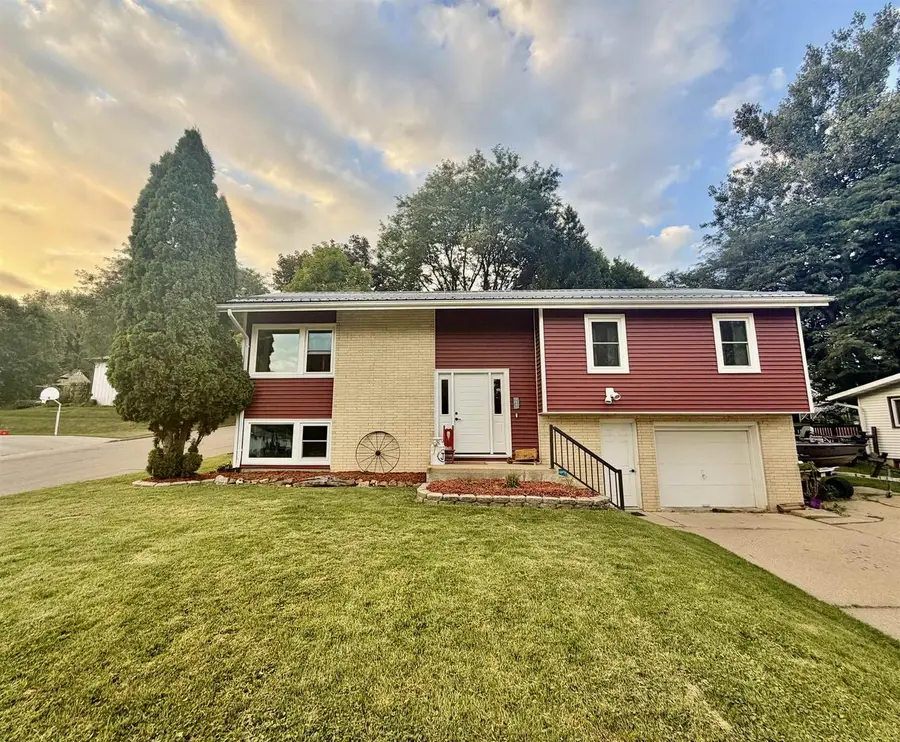 790 Parkview Drive, Richland Center, WI 53581 - #2