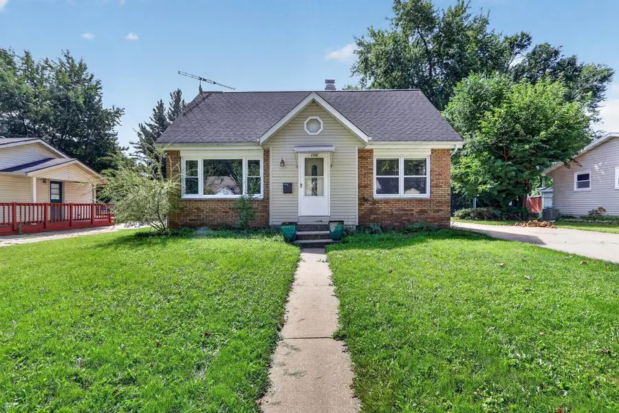 1715 Myra Avenue, Janesville, WI 53548 - #2