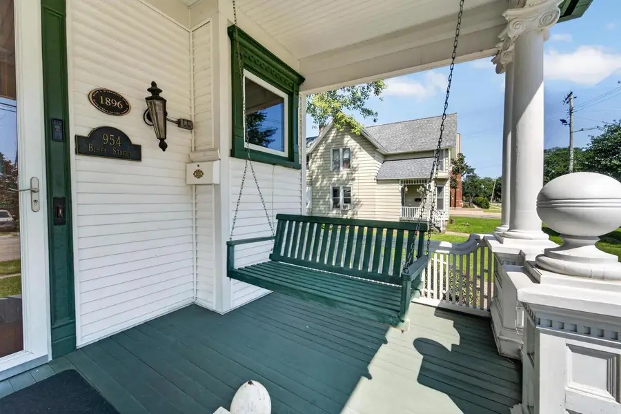 954 Bluff Street, Beloit, WI 53511 - #3