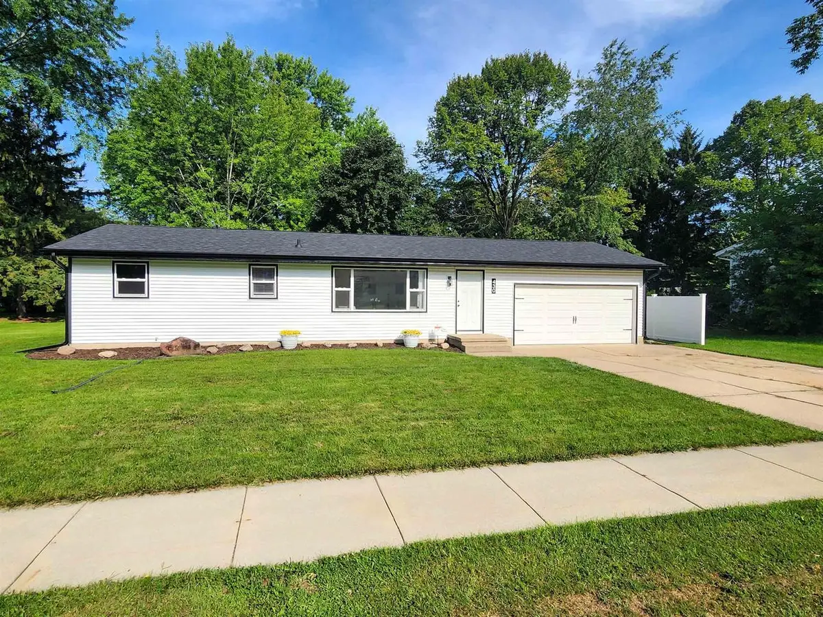 430 Woodview Drive, Sun Prairie, WI 53590 - #1