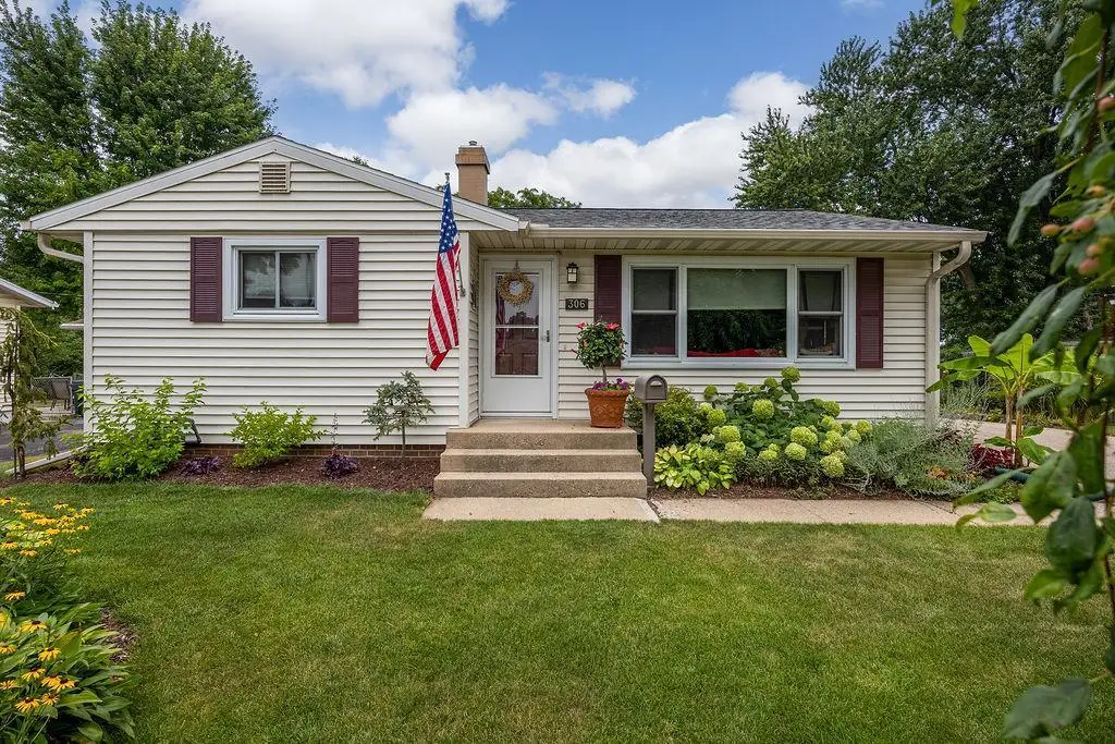 306 Garnet Lane, Madison, WI 53714 - #1