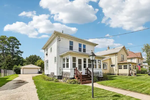 38 S Ringold Street, Janesville, WI 53545