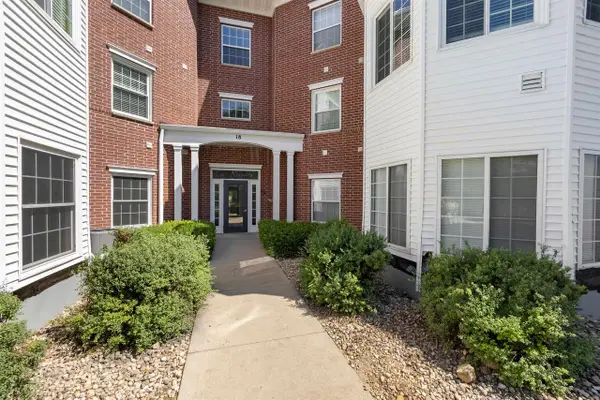 18 Kings Mill Circle #304, Madison, WI 53718