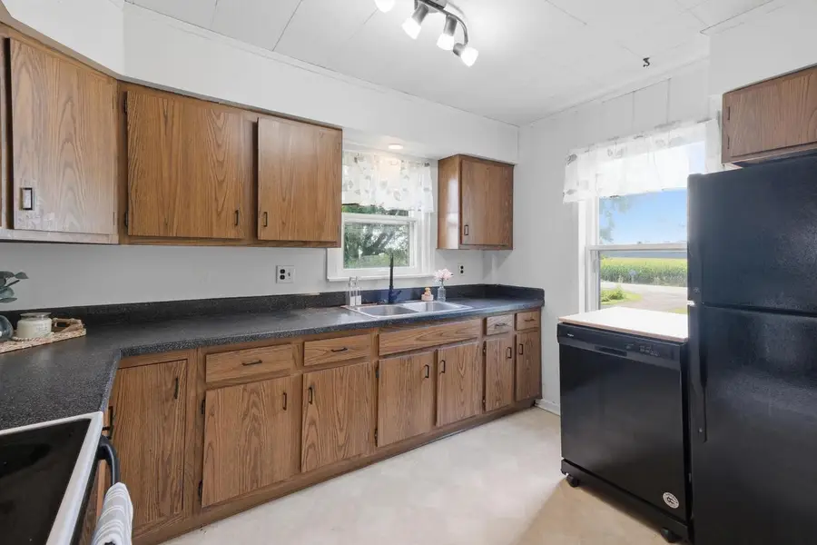 W5102 Bradley Road, Rio, WI 53960 - #3