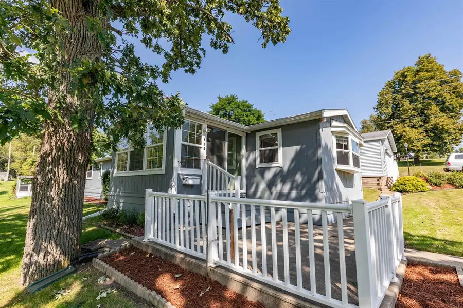 815 Union Street, Mineral Point, WI 53565 - #3