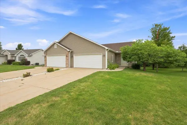 844 Dunn Avenue, Oregon, WI 53575