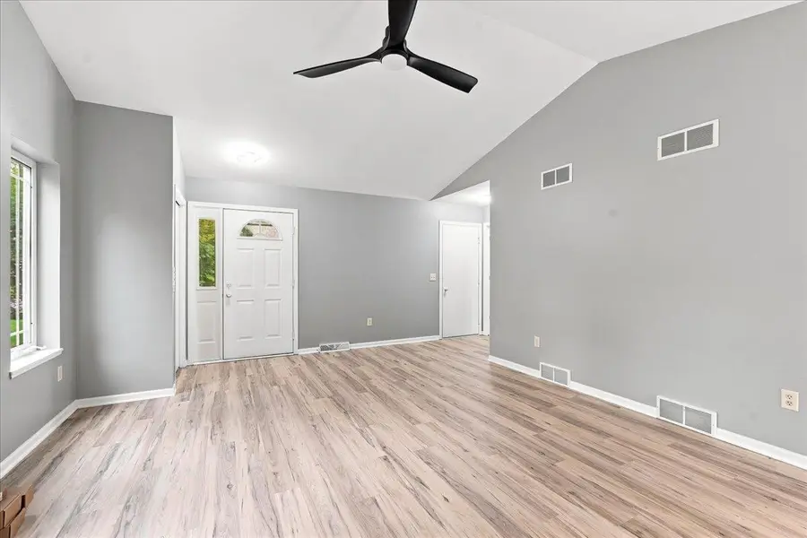 844 Dunn Avenue, Oregon, WI 53575 - #3