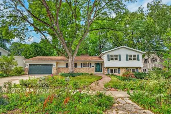 310 Cheyenne Trail, Madison, WI 53705