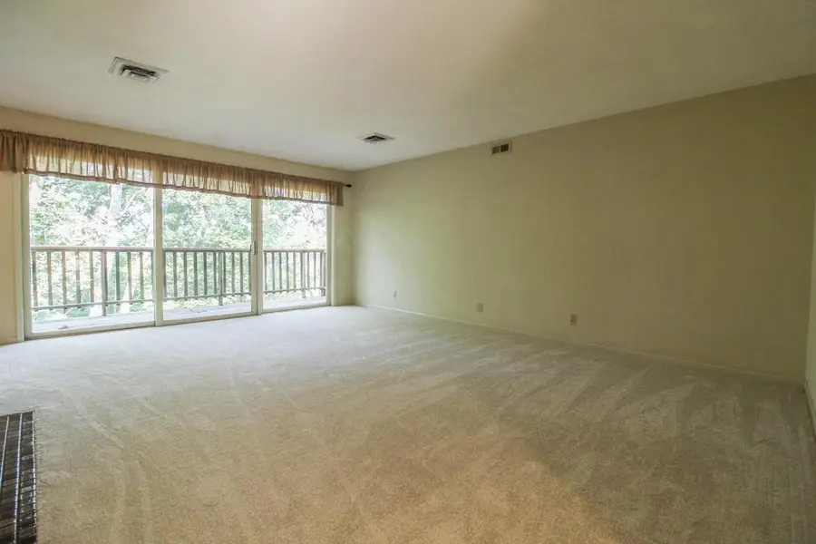 711 Oak Hill Lane, Fort Atkinson, WI 53538 - #2