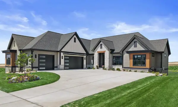 1113 Kyron Drive, Waunakee, WI 53597