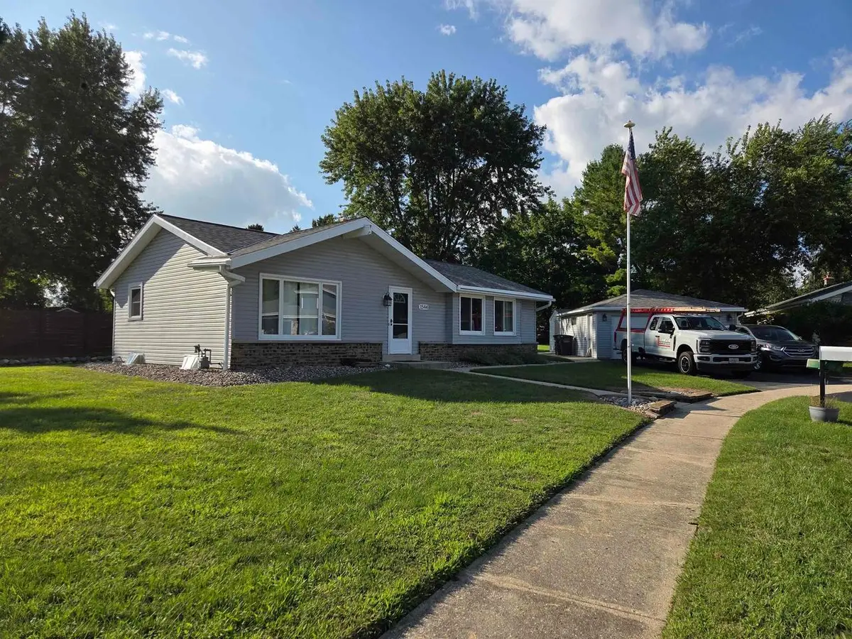 1544 Riverdale Drive, Oconomowoc, WI 53066 - #1