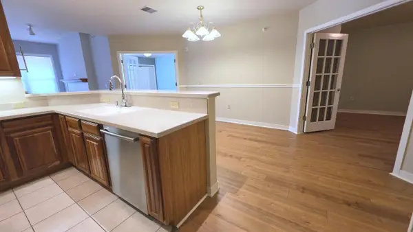 360 W Washington Avenue #215, Madison, WI 53703