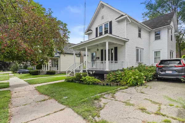112 W Howard Street, Portage, WI 53901