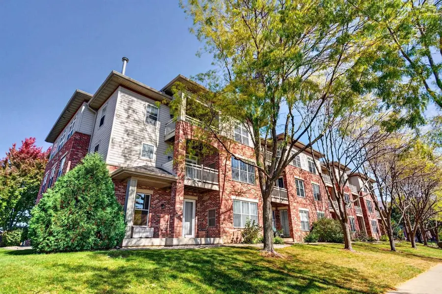 101 Metro Terrace #101, Madison, WI 53718 - #2