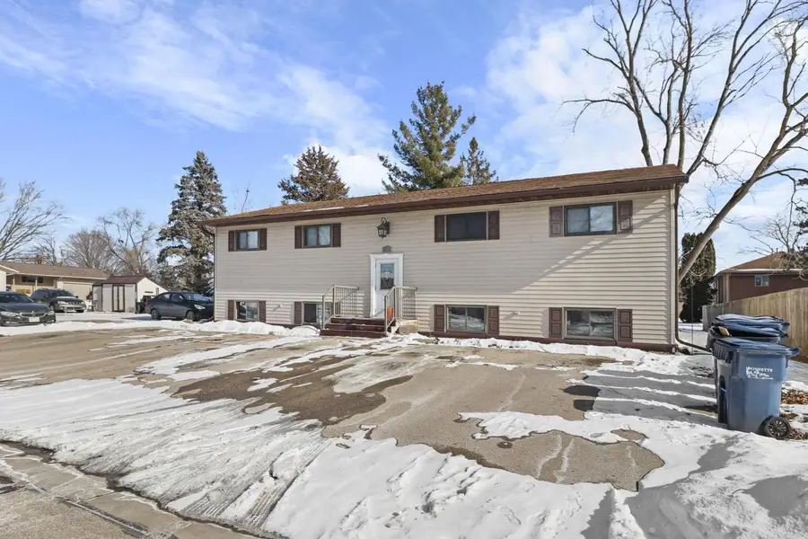 410 Pearl Street, Poynette, WI 53955 - #2