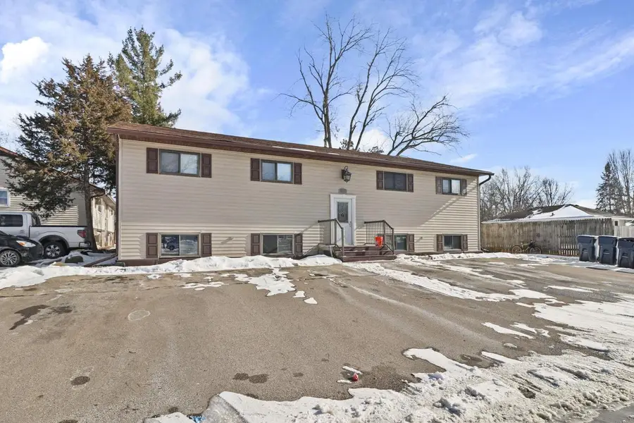 410 Pearl Street, Poynette, WI 53955 - #3