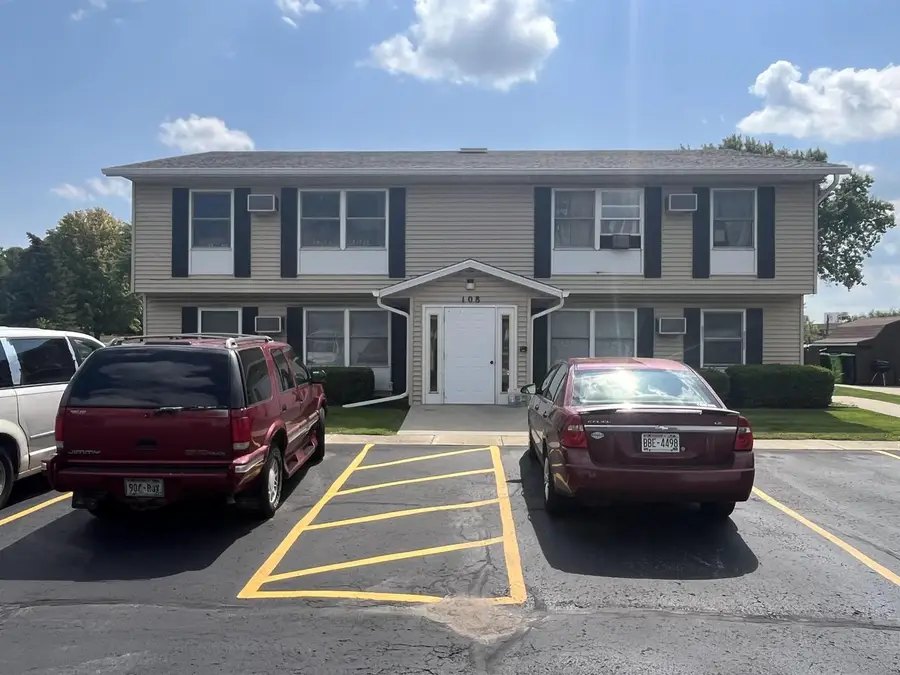 108-116 Eilbes Avenue, Beaver Dam, WI 53916 - #3