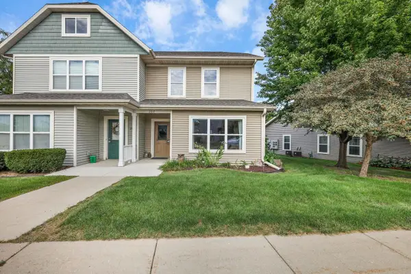 207 S Musket Ridge Drive, Sun Prairie, WI 53590