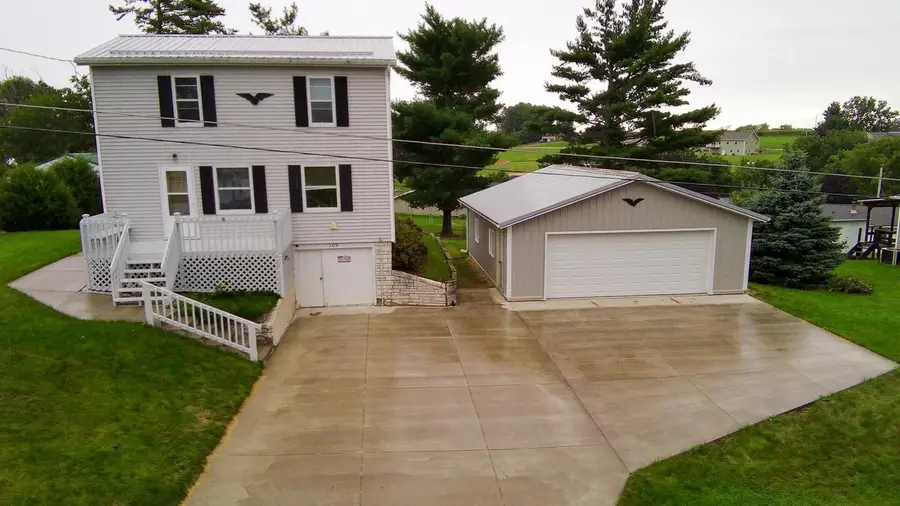 109 Reservoir Street, Potosi, WI 53820 - #2