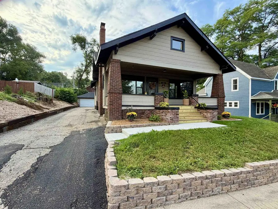 310 E Centerway, Janesville, WI 53545 - #3