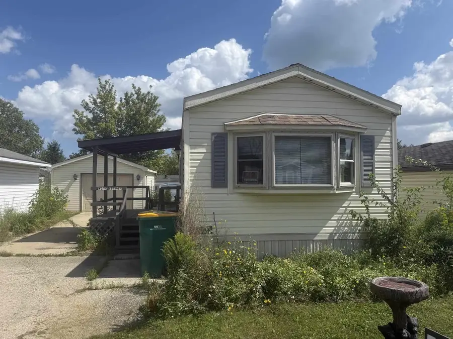 W210N11645 Pinecrest Lane, Germantown, WI 53022 - #2