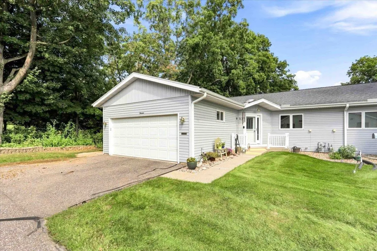 1720 Elizabeth Street #13, Baraboo, WI 53913 - #1