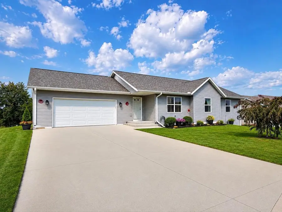 2261 Trevino Court, Beloit, WI 53511 - #2