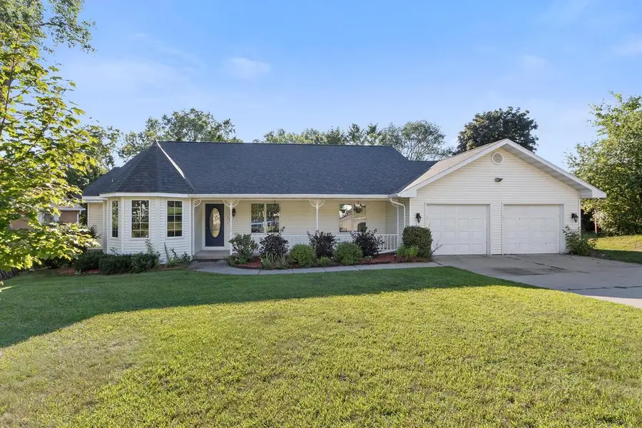 820 River Street, Portage, WI 53901 - #2
