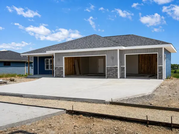 1150 Red Hawk Drive, Milton, WI 53563