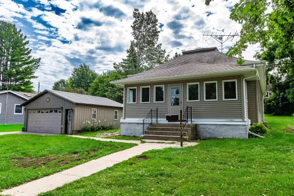 309 E Chapel Street, Dodgeville, WI 53533